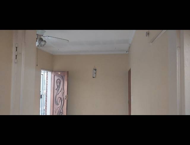 3 BEDROOM FLAT FOR SALE IN PRETORIA WEST